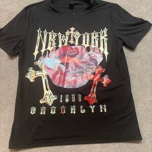 ROMWE New York 1999 Graphic Tee Gothic Cross Lips Shirt Small 0697